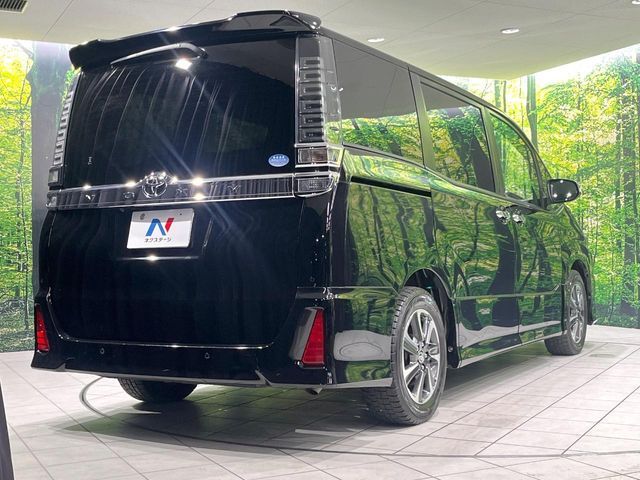 TOYOTA VOXY 2019 Image 31