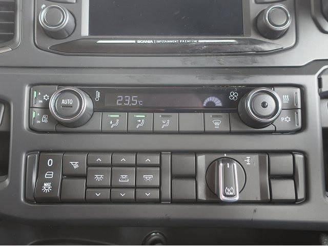 OTHERS  2018 Image 31