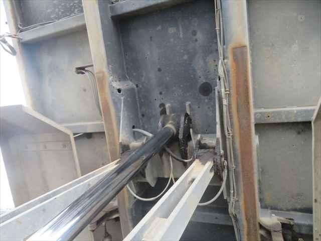 MITSUBISHI FUSOU SUPER GREAT 2015 Image 31