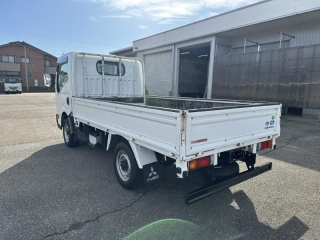 MITSUBISHI CANTER GUTS 2015 Image 31