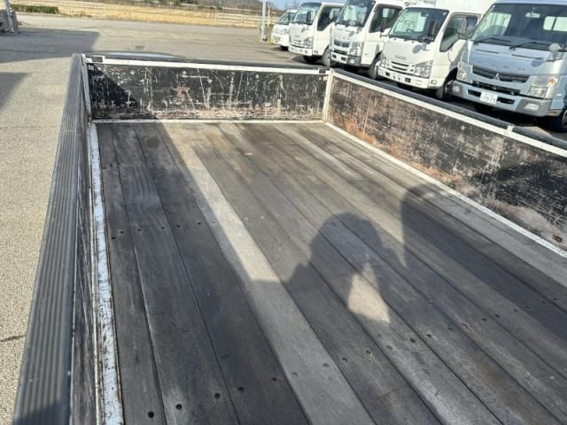 MITSUBISHI CANTER GUTS 2015 Image 31