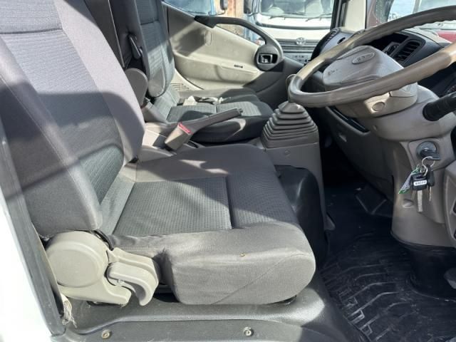 MITSUBISHI CANTER GUTS 2015 Image 31