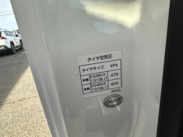 MITSUBISHI CANTER GUTS 2015 Image 31