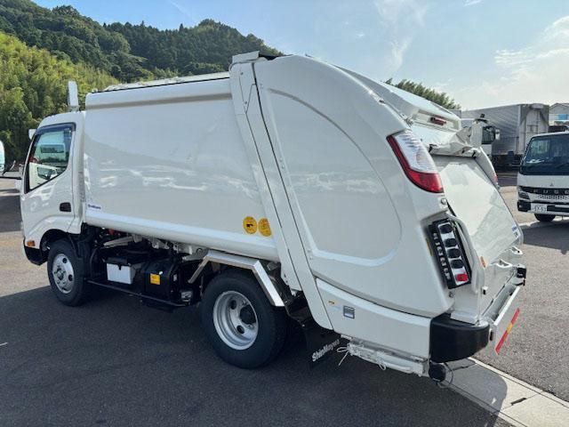 HINO DUTRO 2024 Image 31