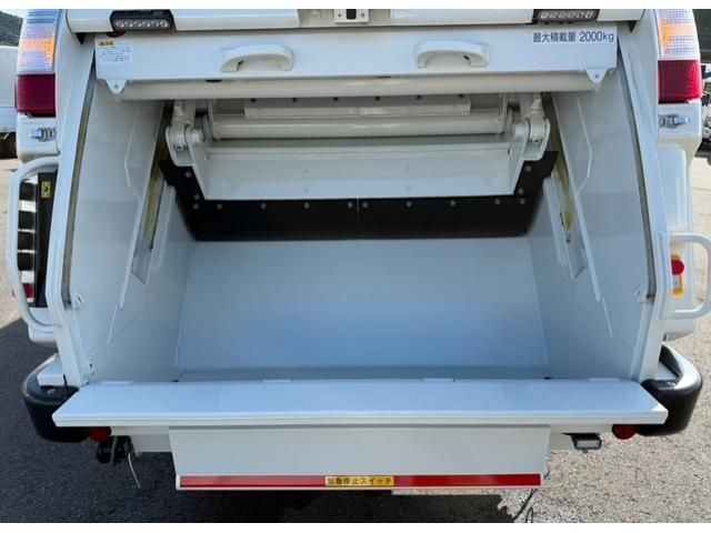 HINO DUTRO 2024 Image 31