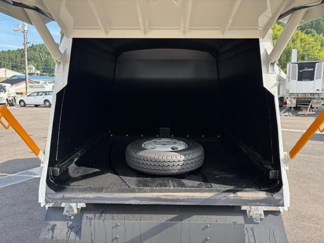 HINO DUTRO 2024 Image 31