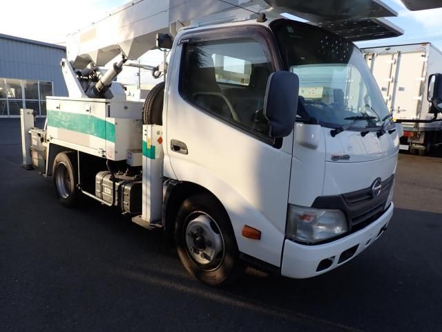 HINO DUTRO 2013 Image 31