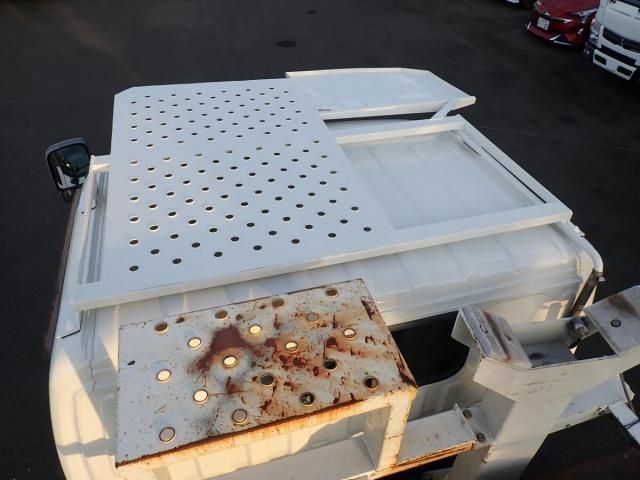 HINO DUTRO 2013 Image 31