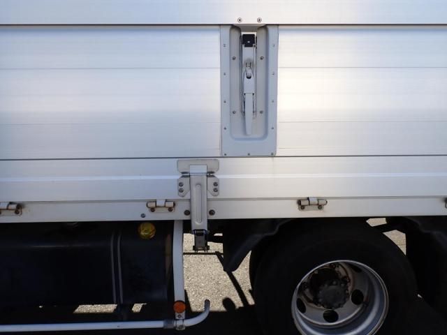 HINO RANGER 2011 Image 31