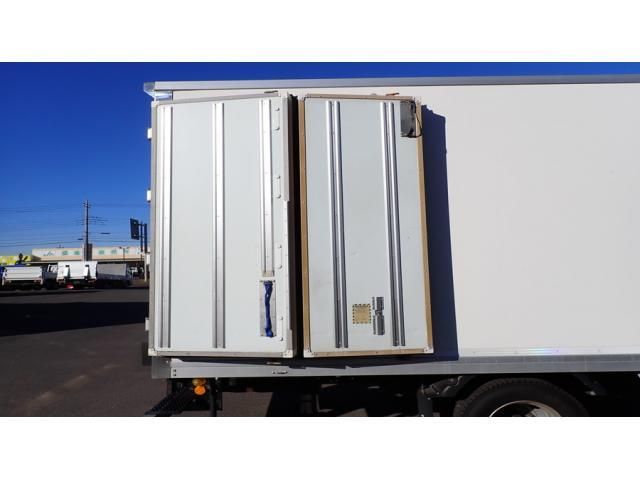 ISUZU ELF 2017 Image 31