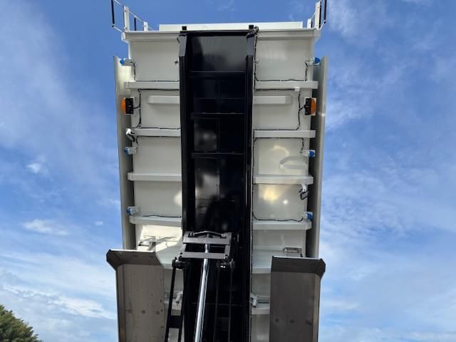 HINO PROFIA 2025 Image 31