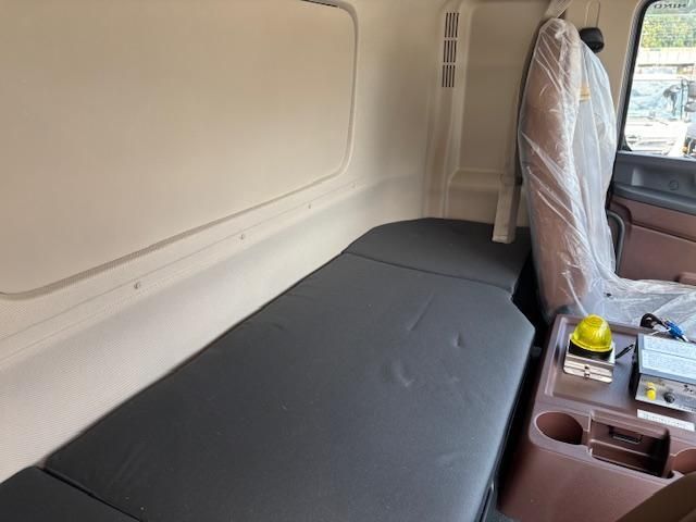 HINO PROFIA 2025 Image 31