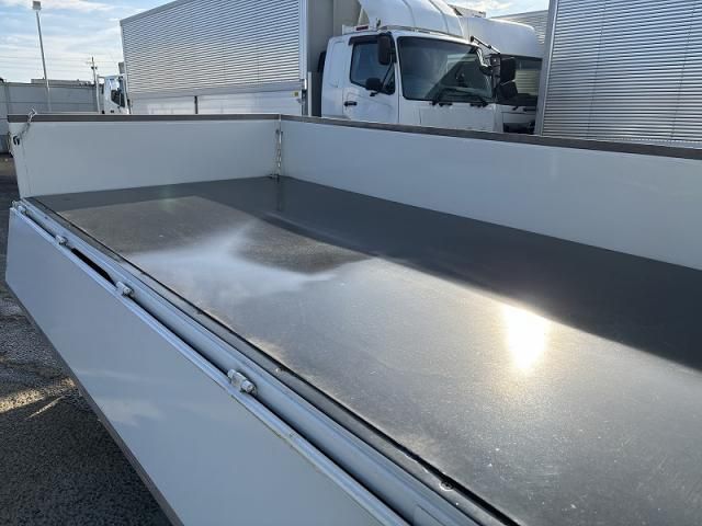 ISUZU ELF 2025 Image 31