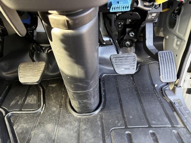 ISUZU ELF 2025 Image 31