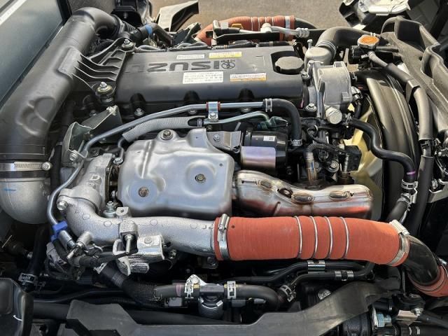 ISUZU ELF 2025 Image 31