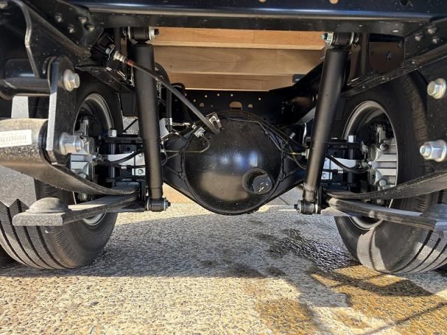 ISUZU ELF 2025 Image 31