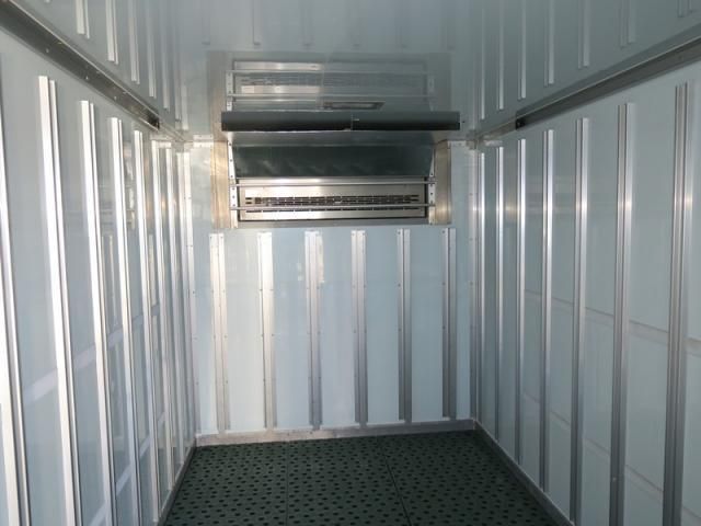 HINO DUTRO 2018 Image 31