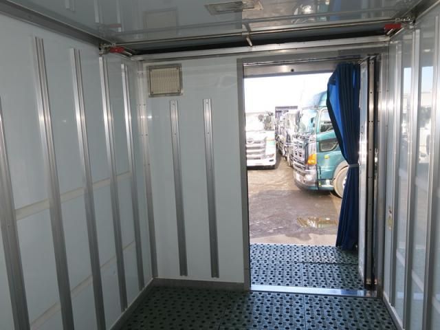 HINO DUTRO 2018 Image 31