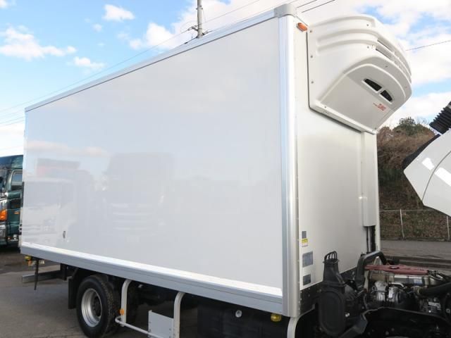 HINO DUTRO 2018 Image 31