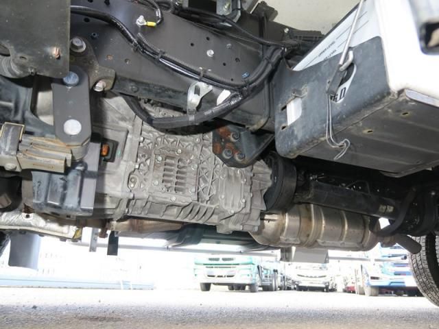 HINO DUTRO 2018 Image 31