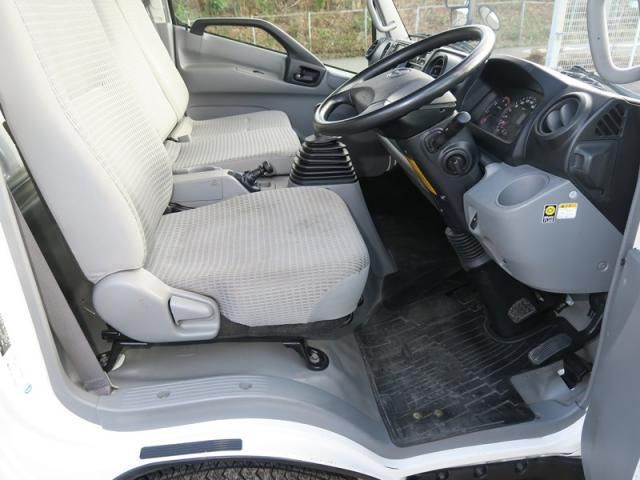 HINO DUTRO 2018 Image 31