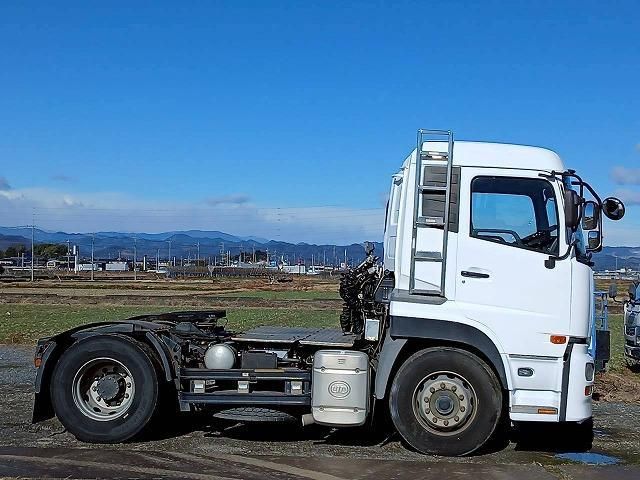 NISSAN DIESEL QUON 2011 Image 31