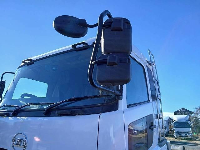 NISSAN DIESEL QUON 2011 Image 31