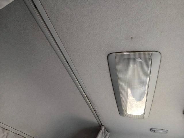 NISSAN DIESEL QUON 2011 Image 31