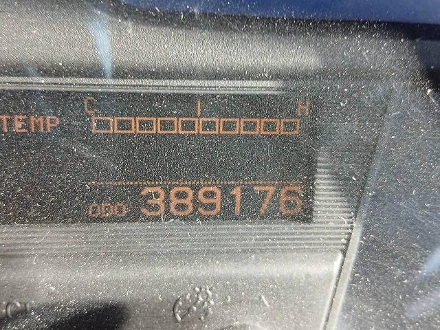 NISSAN DIESEL QUON 2011 Image 31