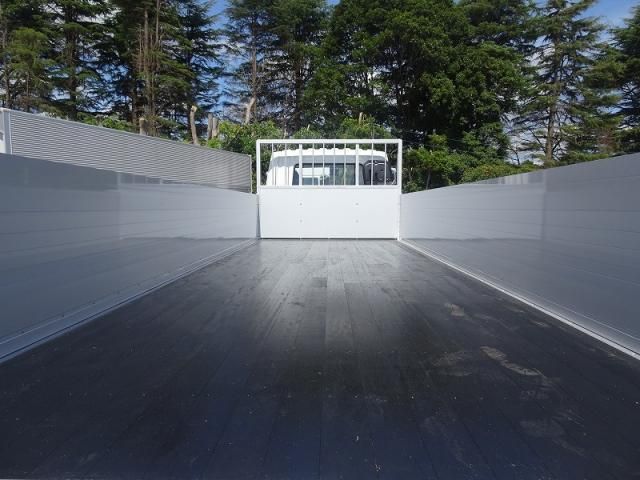 MITSUBISHI FUSOU FIGHTER 2025 Image 31