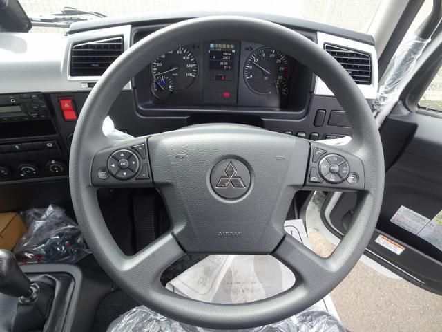 MITSUBISHI FUSOU FIGHTER 2025 Image 31