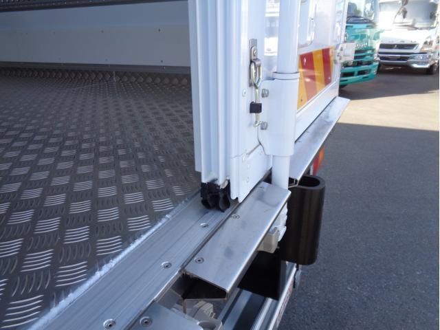 MITSUBISHI FUSOU FIGHTER 2025 Image 31