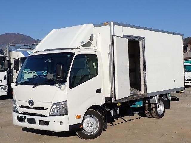 TOYOTA DYNA 2021 Image 31