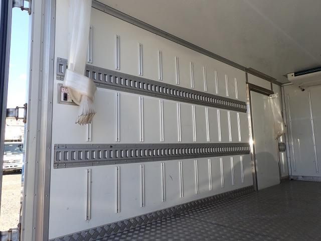 TOYOTA DYNA 2021 Image 31