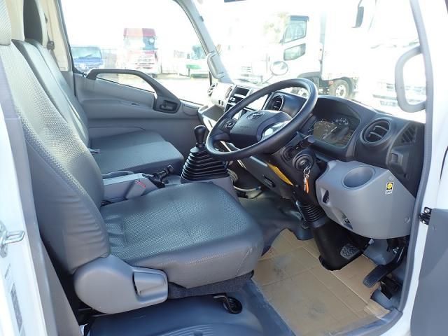 TOYOTA DYNA 2021 Image 31