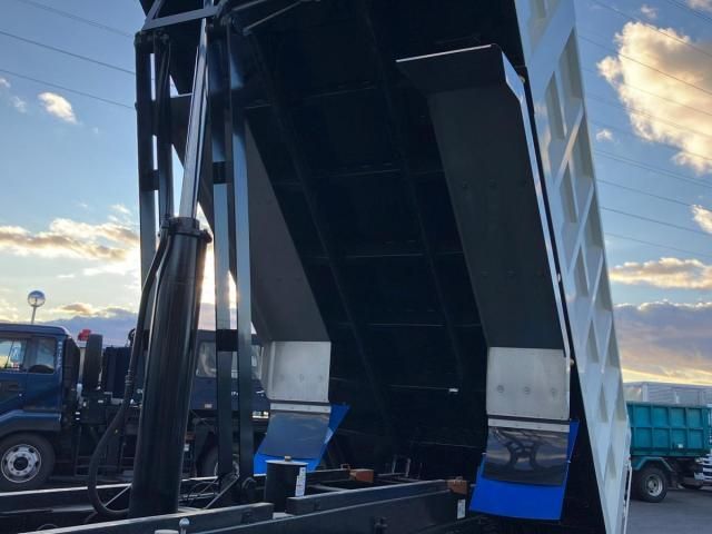 HINO PROFIA 2025 Image 31