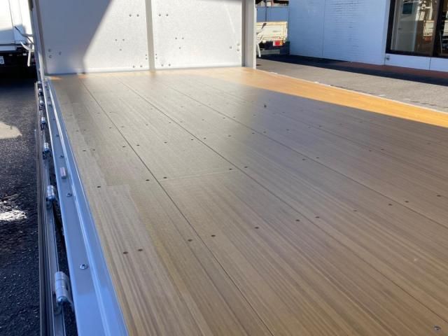 HINO DUTRO 2025 Image 31