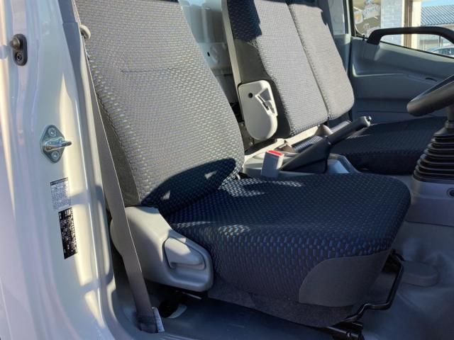 HINO DUTRO 2025 Image 31