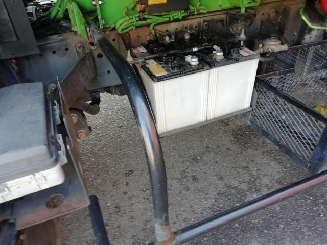 ISUZU ELF 2015 Image 31