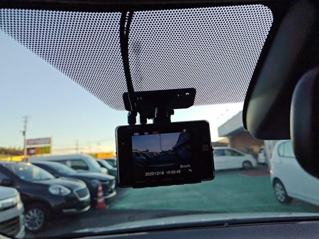 TOYOTA COROLLA TOURING HYBR 2020 Image 31