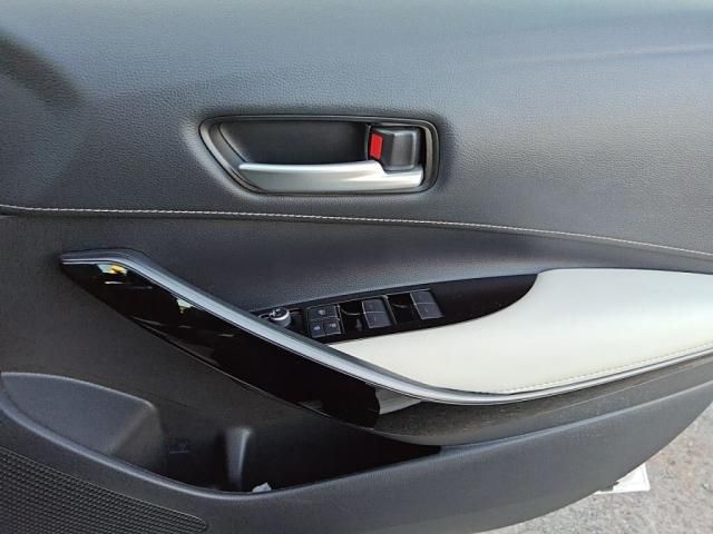 TOYOTA COROLLA TOURING HYBR 2020 Image 31