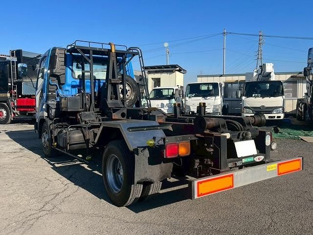 MITSUBISHI FUSOU FIGHTER 2003 Image 31