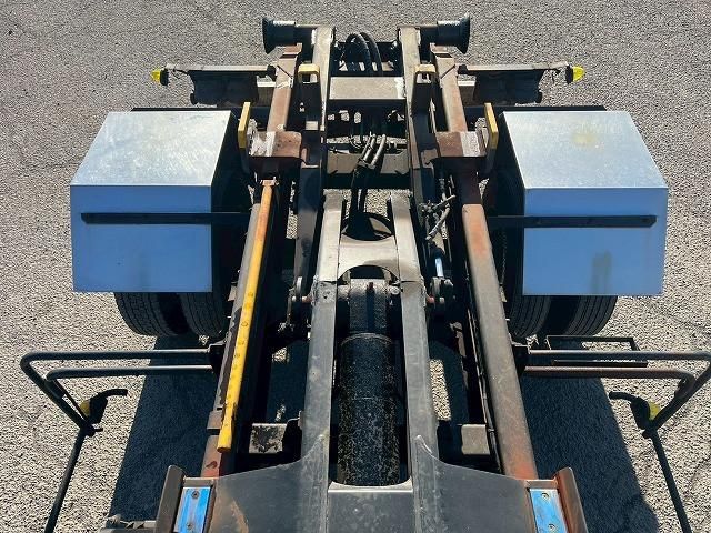 MITSUBISHI FUSOU FIGHTER 2003 Image 31