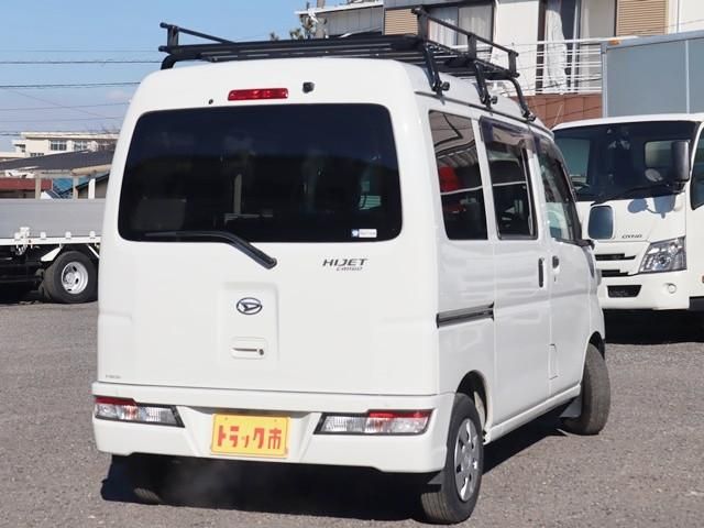 DAIHATSU HIJET VAN 4WD 2021 Image 31