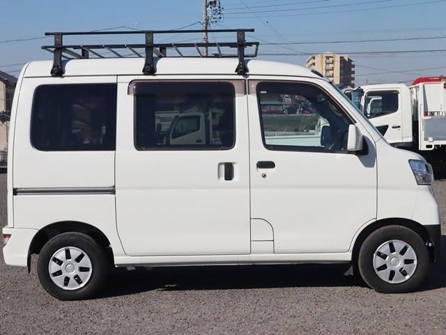 DAIHATSU HIJET VAN 4WD 2021 Image 31