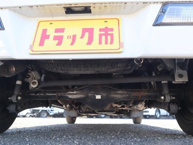 DAIHATSU HIJET VAN 4WD 2021 Image 31