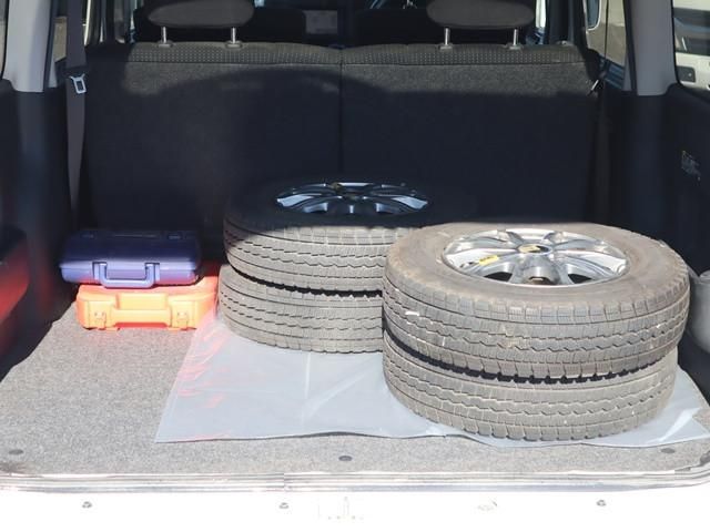 DAIHATSU HIJET VAN 4WD 2021 Image 31