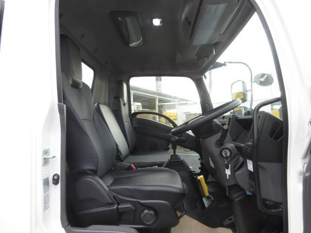 ISUZU FORWARD 2024 Image 31