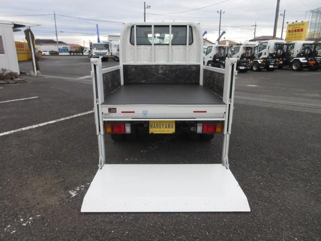 ISUZU ELF 2018 Image 31