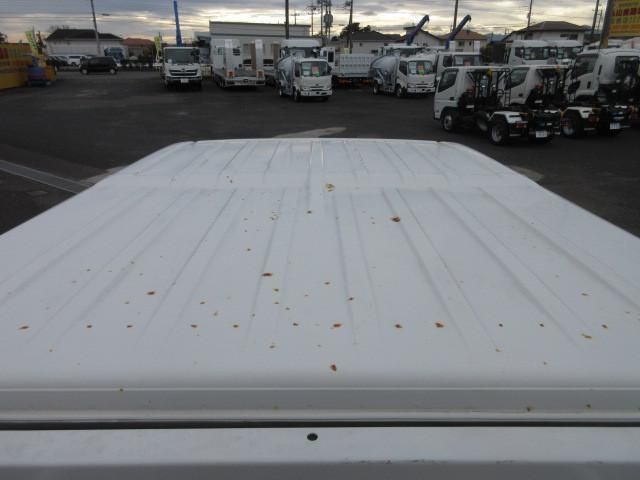 ISUZU ELF 2018 Image 31